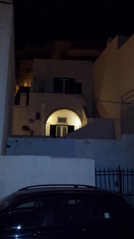 La Scaletta 19 Hotel Crispiano Exterior foto